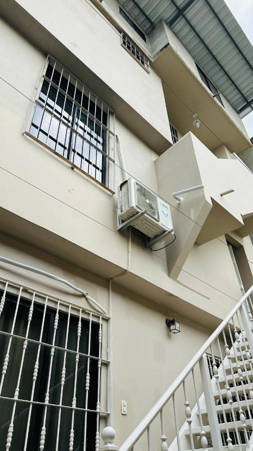 Large 2-Bedroom Apartment, Close To The American Consulate Guayaquil Buitenkant foto